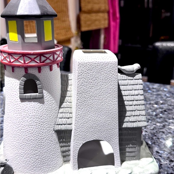 🌊Vintage One of a Kind Partylite Porcelain Harbour Lighthouse Candle Holder 🌊 - Picture 9 of 16
